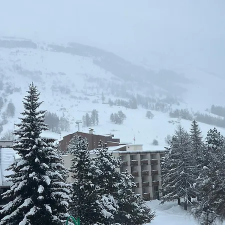 L Altitude 2 Chambres , Moderne, Face Aux Pistes Apartment Les Deux Alpes